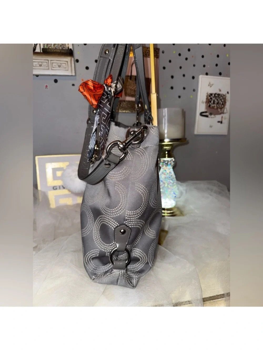 Coach Ashley Gray Dotted Op Art crossbody NWOT includes🍒 charm and bag scarf - Picture 9 of 10
